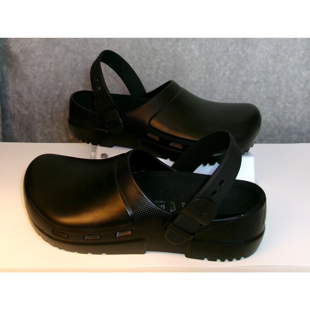 Birkenstock Black Slip-On Clogs with Back Strap - Picture 2 of 5